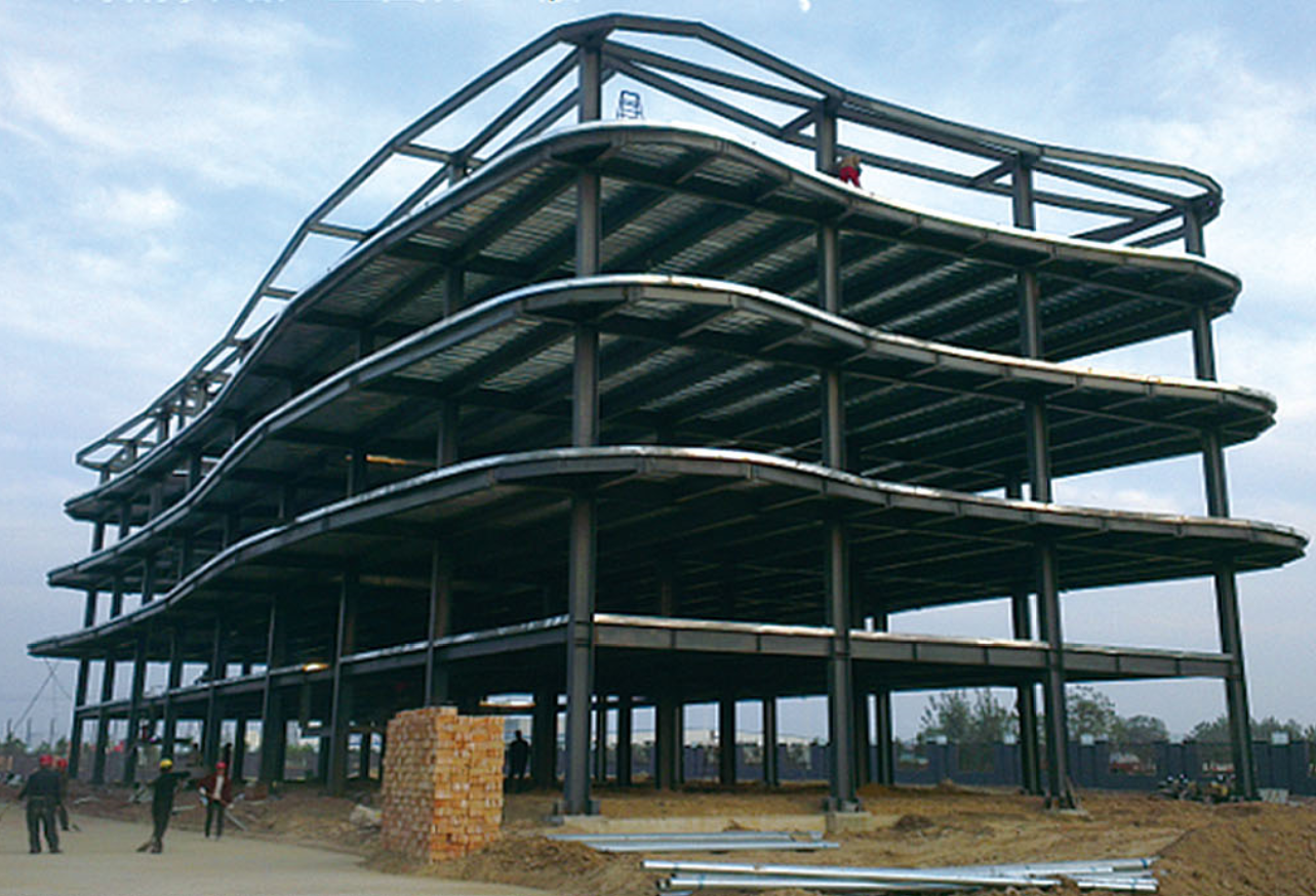 安踏产业园生产车间钢结构工程